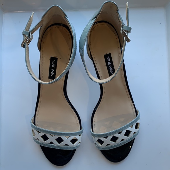 Nine West Paisley Open Toe Blue Patent Leather Block Heel Sandals - Picture 3 of 16